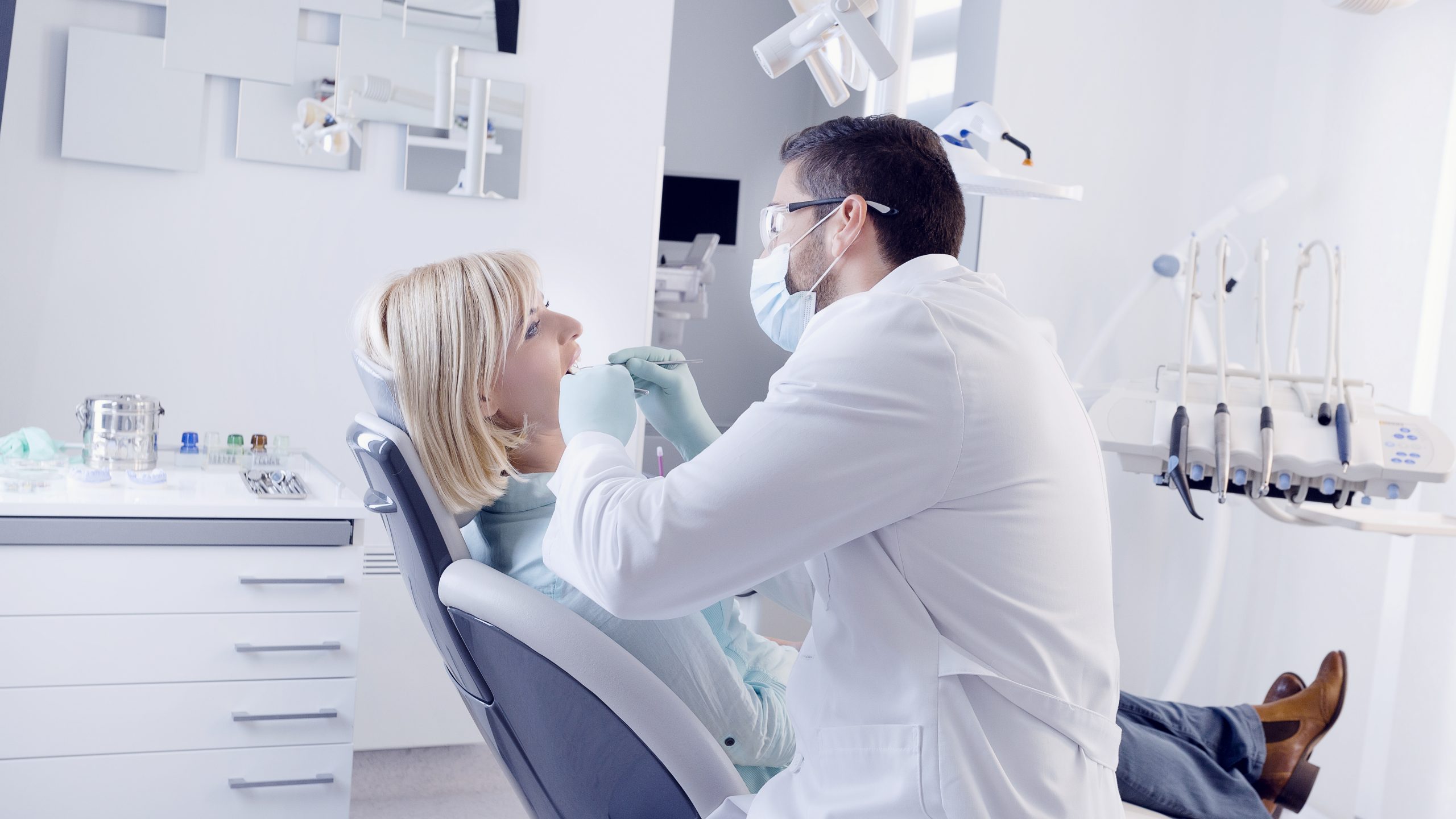 Dentist in Spring Hill, KS